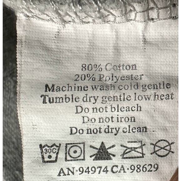 Undefeated Heather Gray Sweatshirt Blue Red Logo five strikes XXL Made In USA - Picture 7 of 7